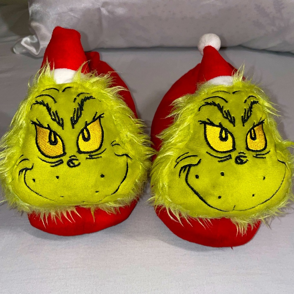 The grinch slippers